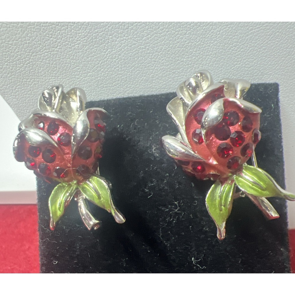 Vintage Silver Tone Enamel & Read Rhinestone Rose Flower‎ Clip Stud Earrings